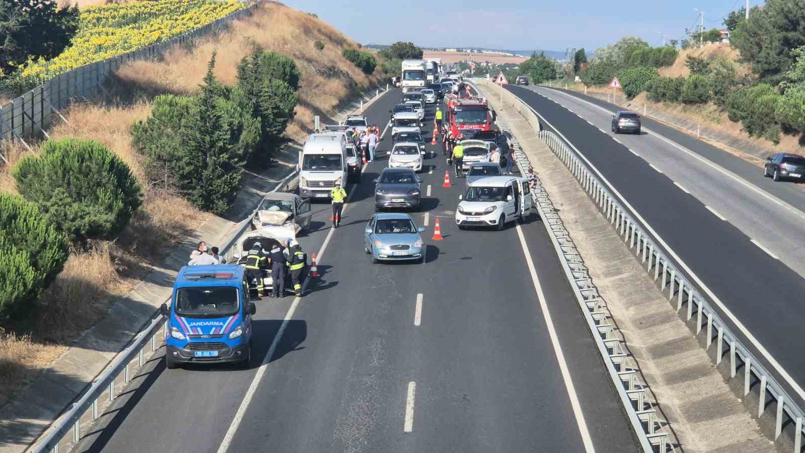 Tekirdağ'da Çok Araçlı Zincirleme Kaza ve Bir Yaralı