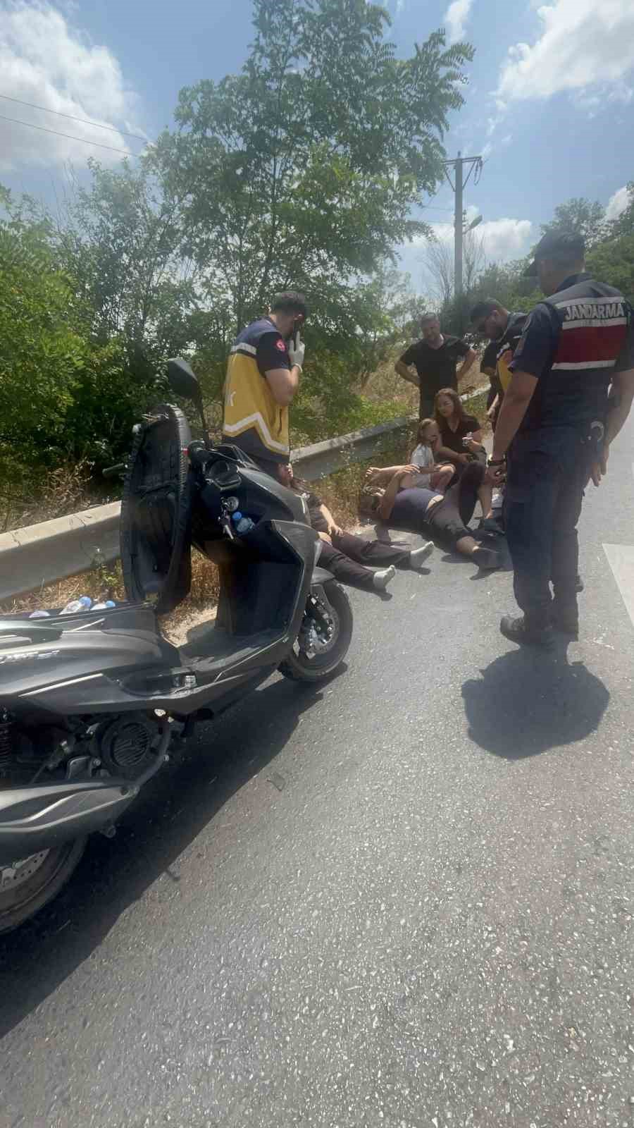 Tekirdağ'da Kazaya Karışan Üç Yaralı Motosikletli