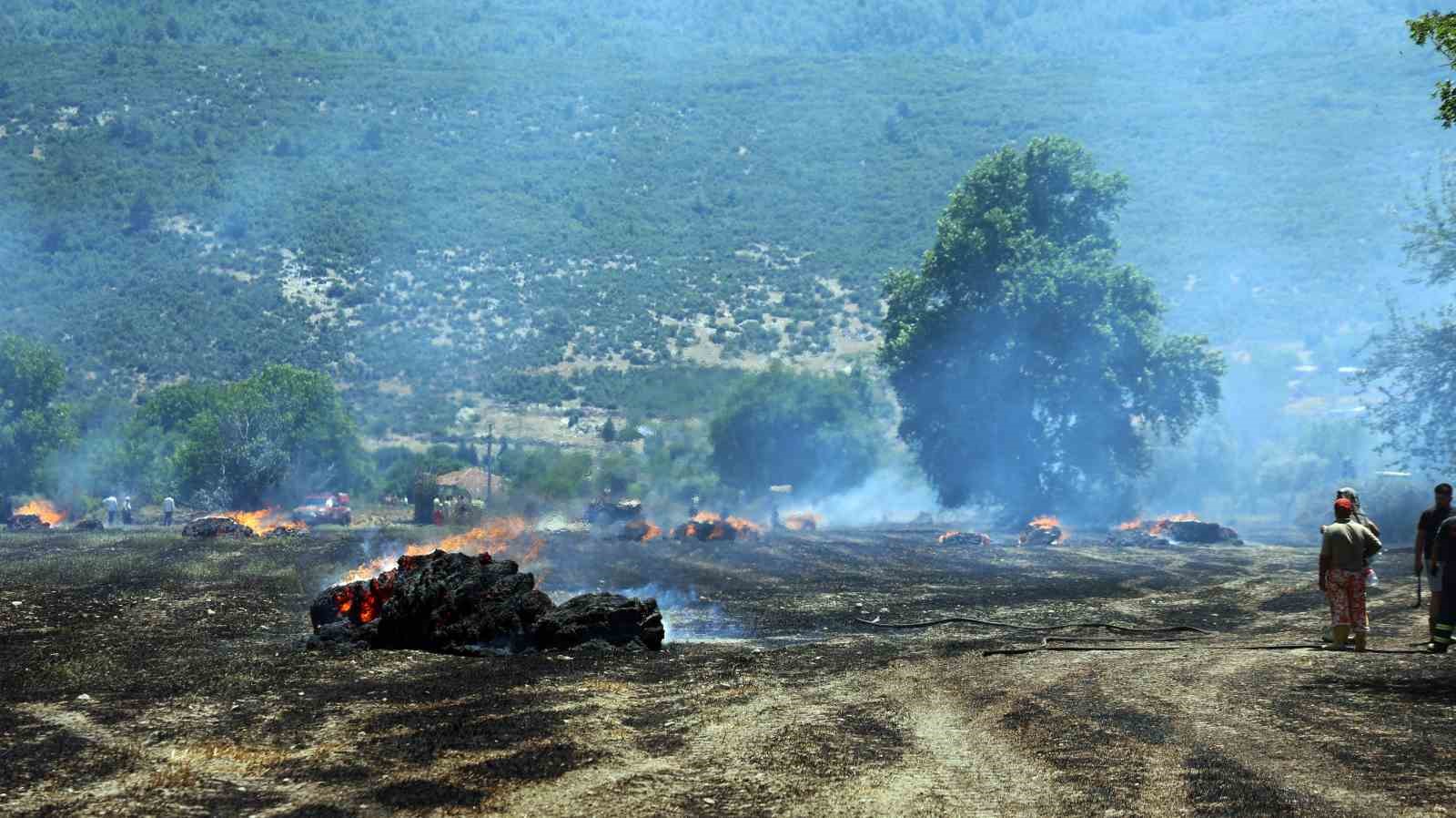 Tonlarca Saman Balyası Yangını