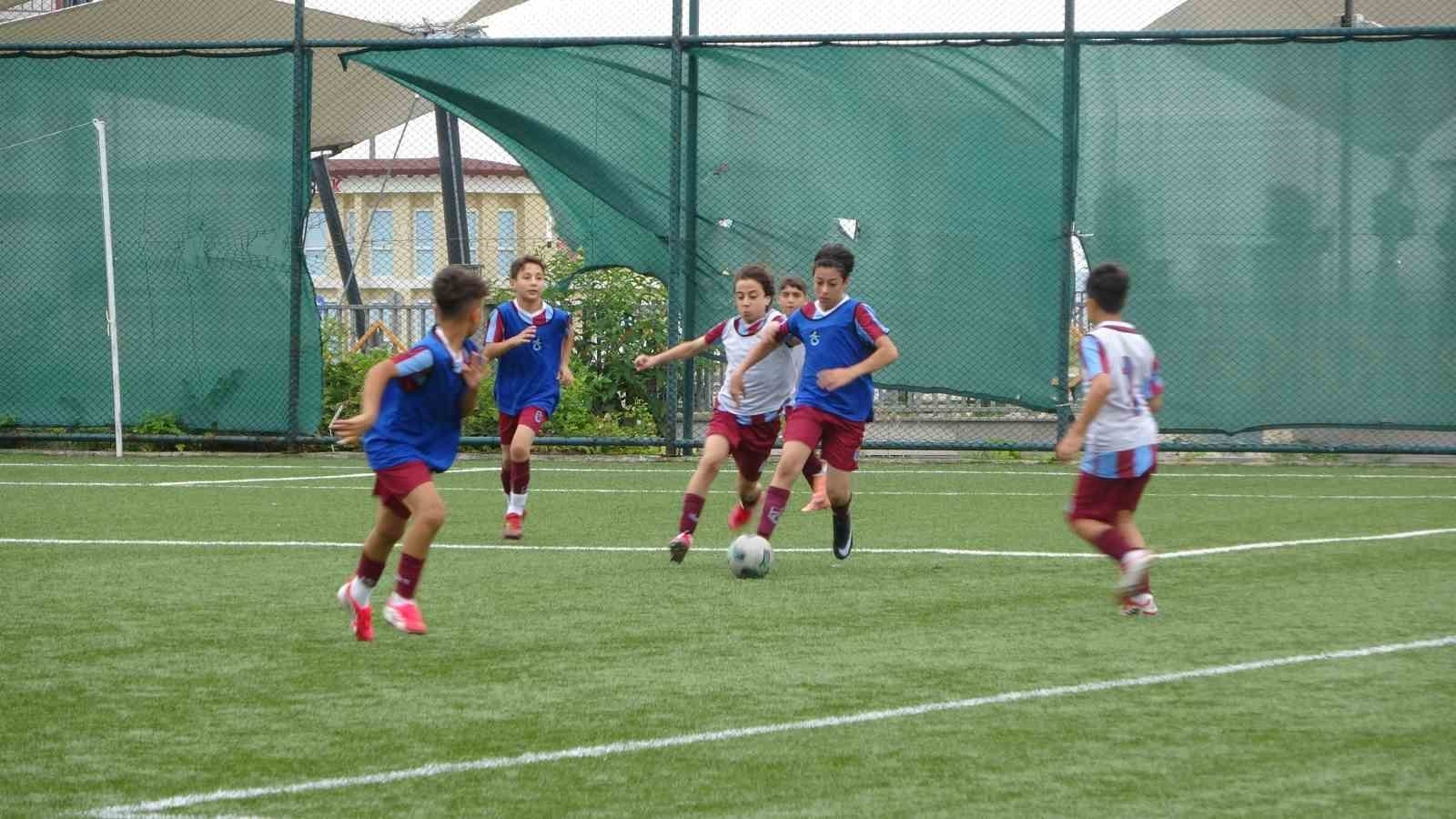 Trabzonspor Futbol Okulları Yaz Kampı Başladı