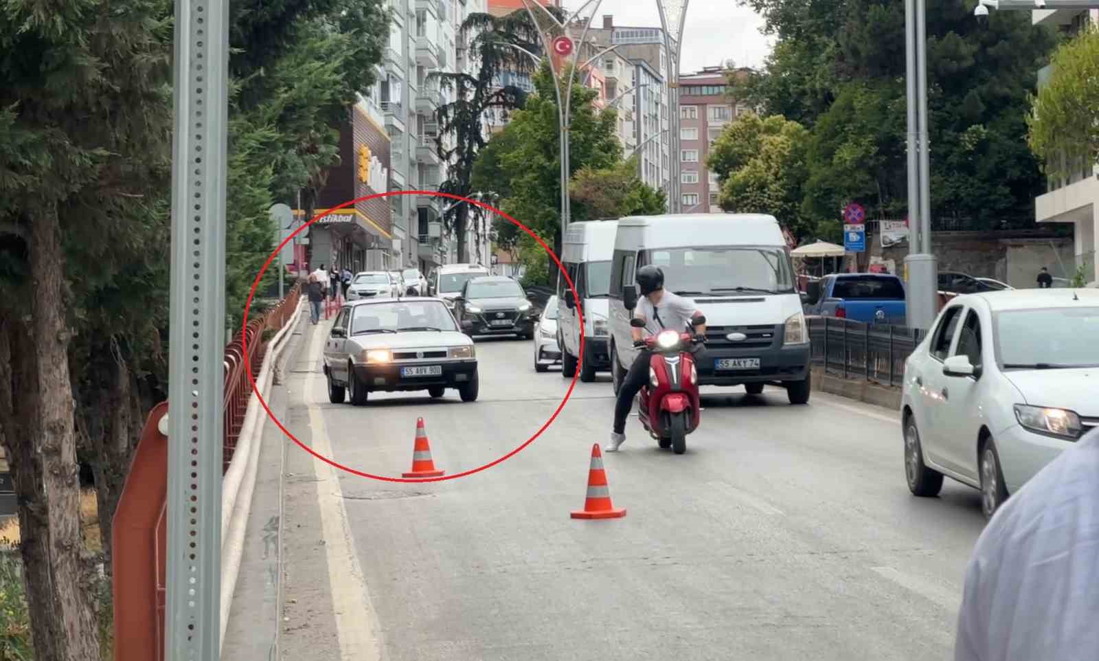 Trafik kontrolünü görünce anayolda geri geri kaçtı, motorize polis yakaladı