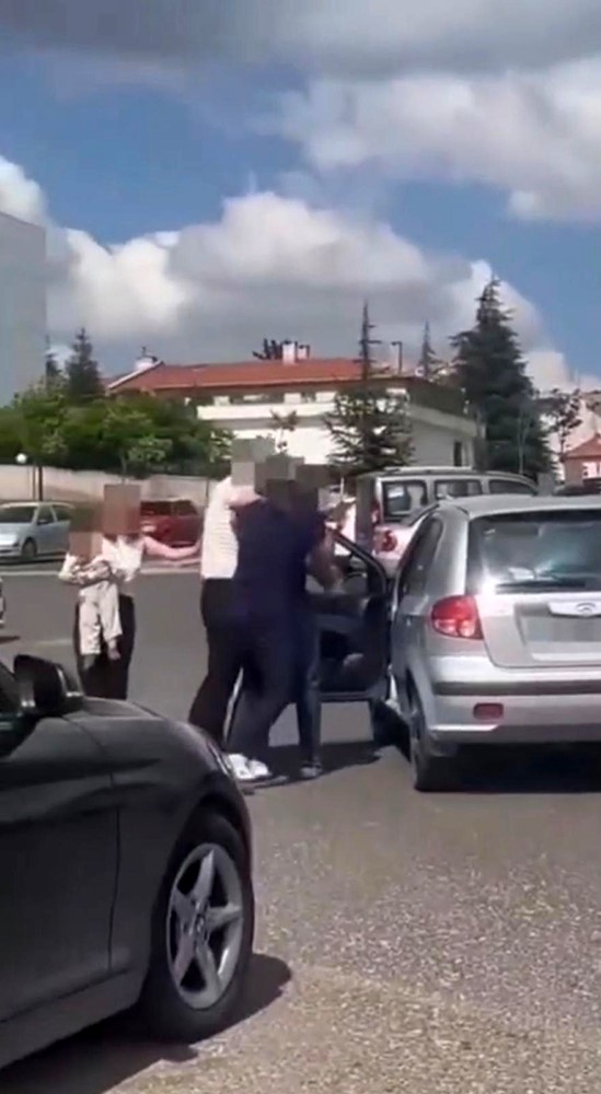 Trafikte Durum: Araçtan İnerek Sürücüye Saldıran Kişiye 180 Bin TL Ceza
