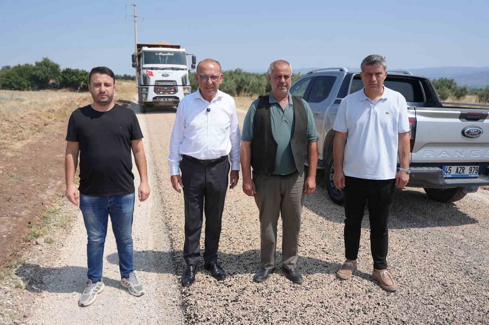 Turgutlu’da asfalt mesaisi sürat kesmiyor