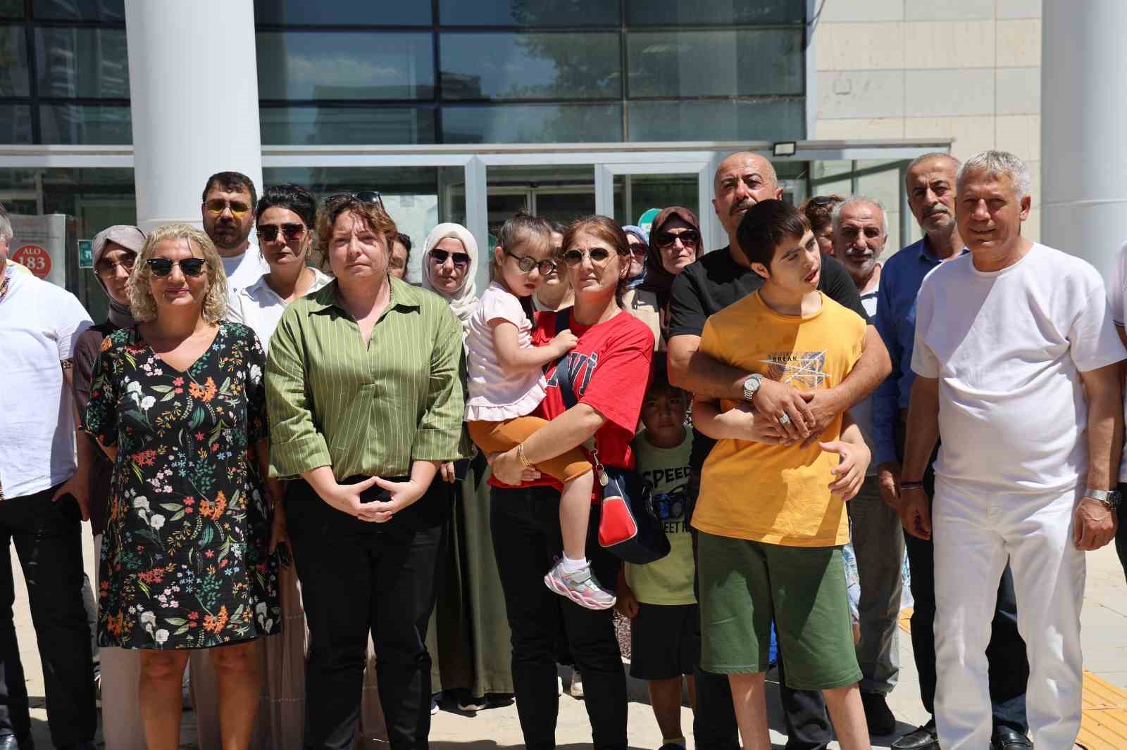 Türkiye Down Sendromu Derneği Yönetim Kurulu Üyesi ve Avukat Korkmaz: "Bu şiddetin tekrar tekrarlanmaması için kamera sisteminin sınıflara getirilmesini gerekiyor"