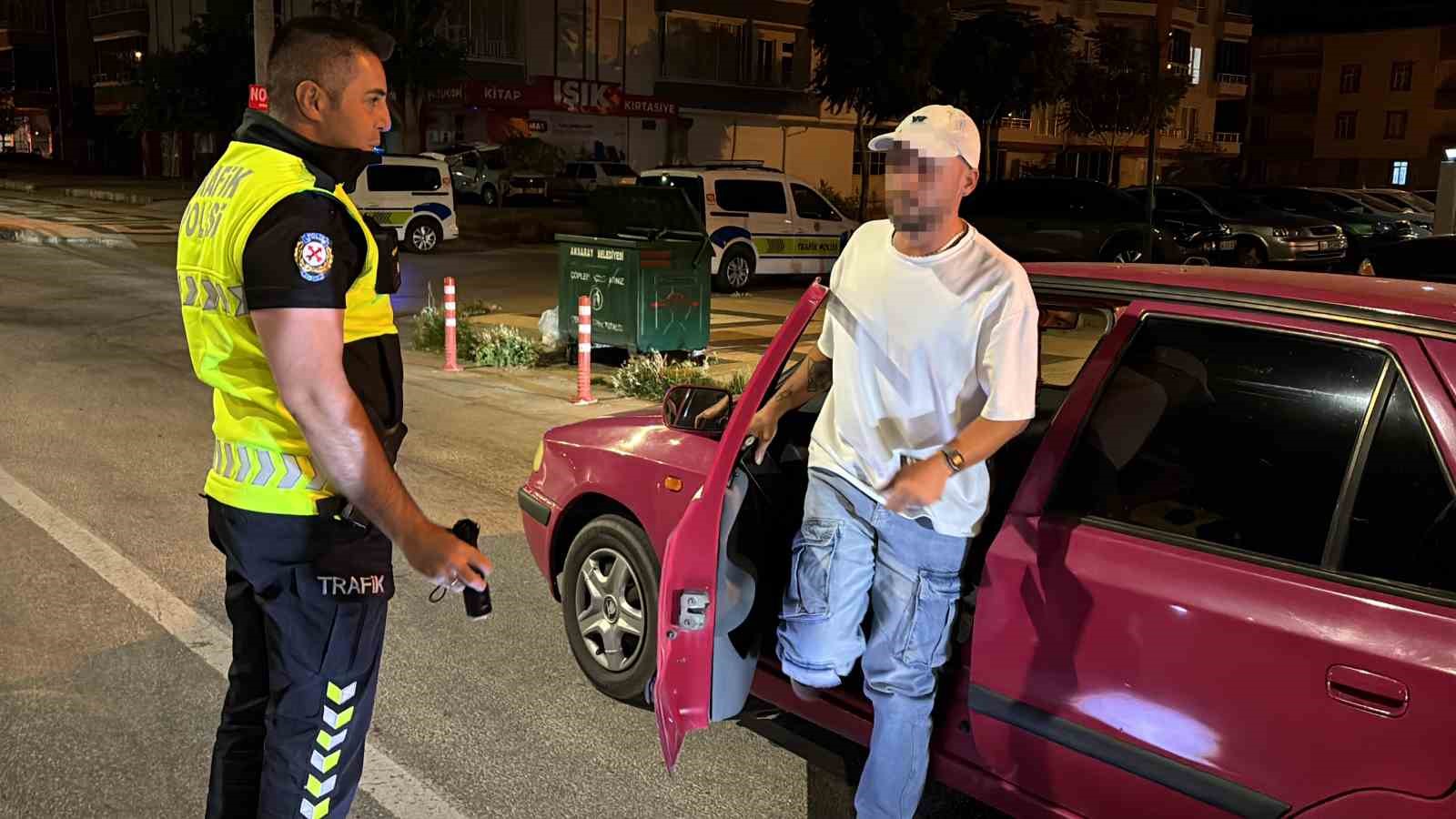 Uygulamada alkollü yakalanan şoförün ehliyetine el konuldu