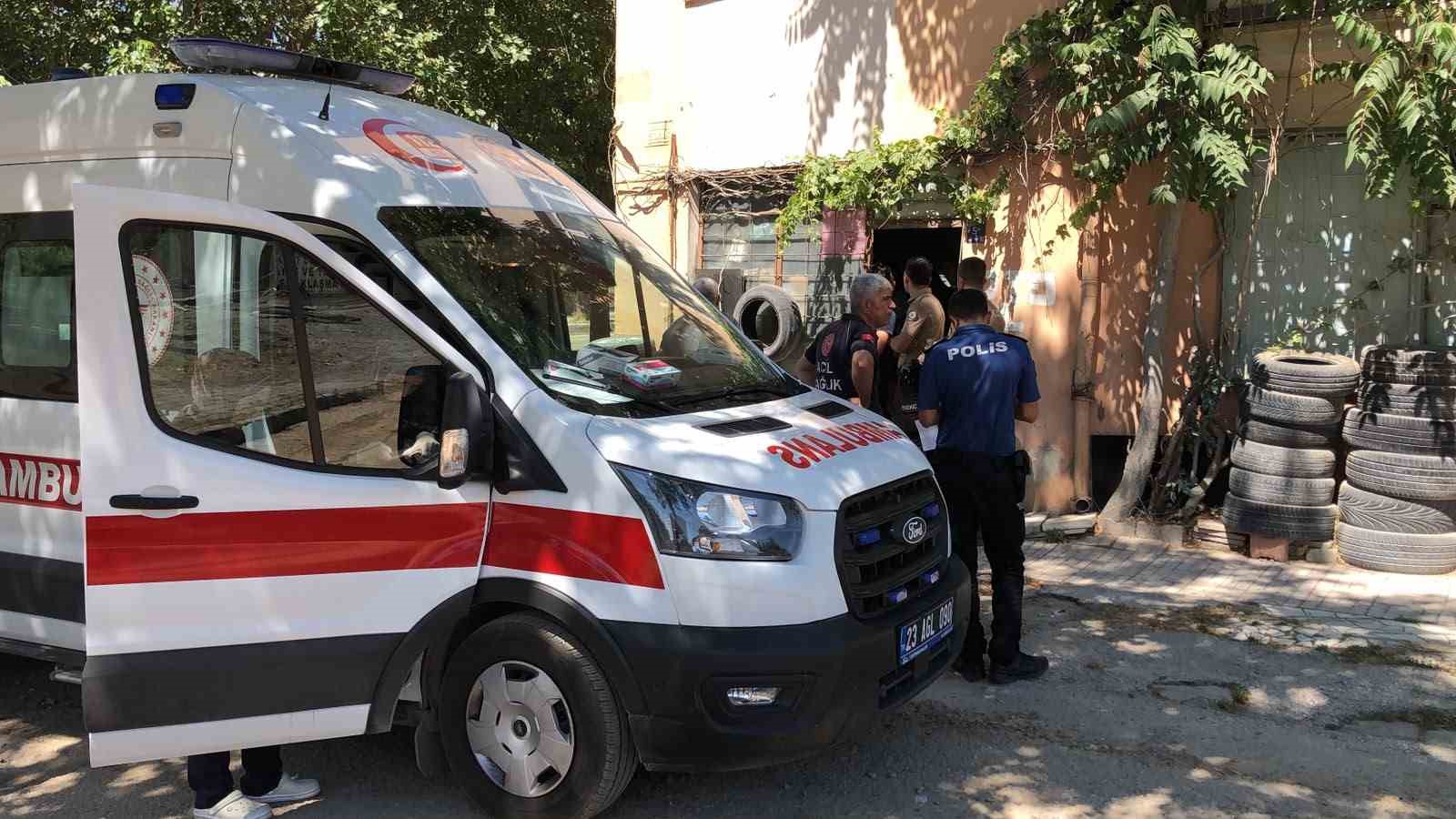 Uyuyor Zannettikleri Adamın Gerçek Ölüm Hikayesi