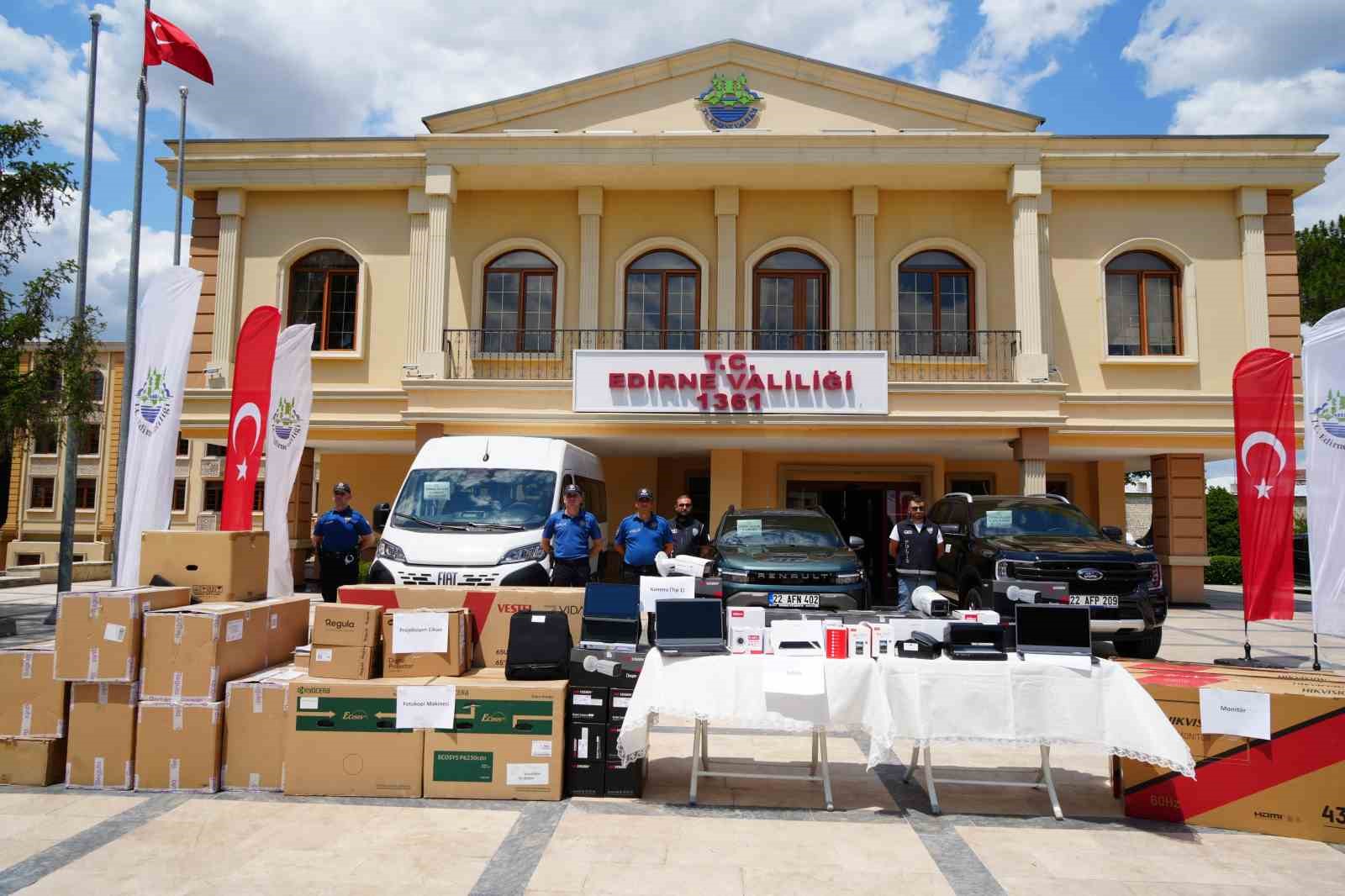Vali Sezer: Edirne Düzensiz Göçte Rota Olmaktan Çıktı