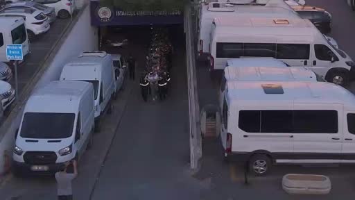 Yakalanan organize cürüm örgütü üyesi 103 zanlı adliyeye sevk oldu