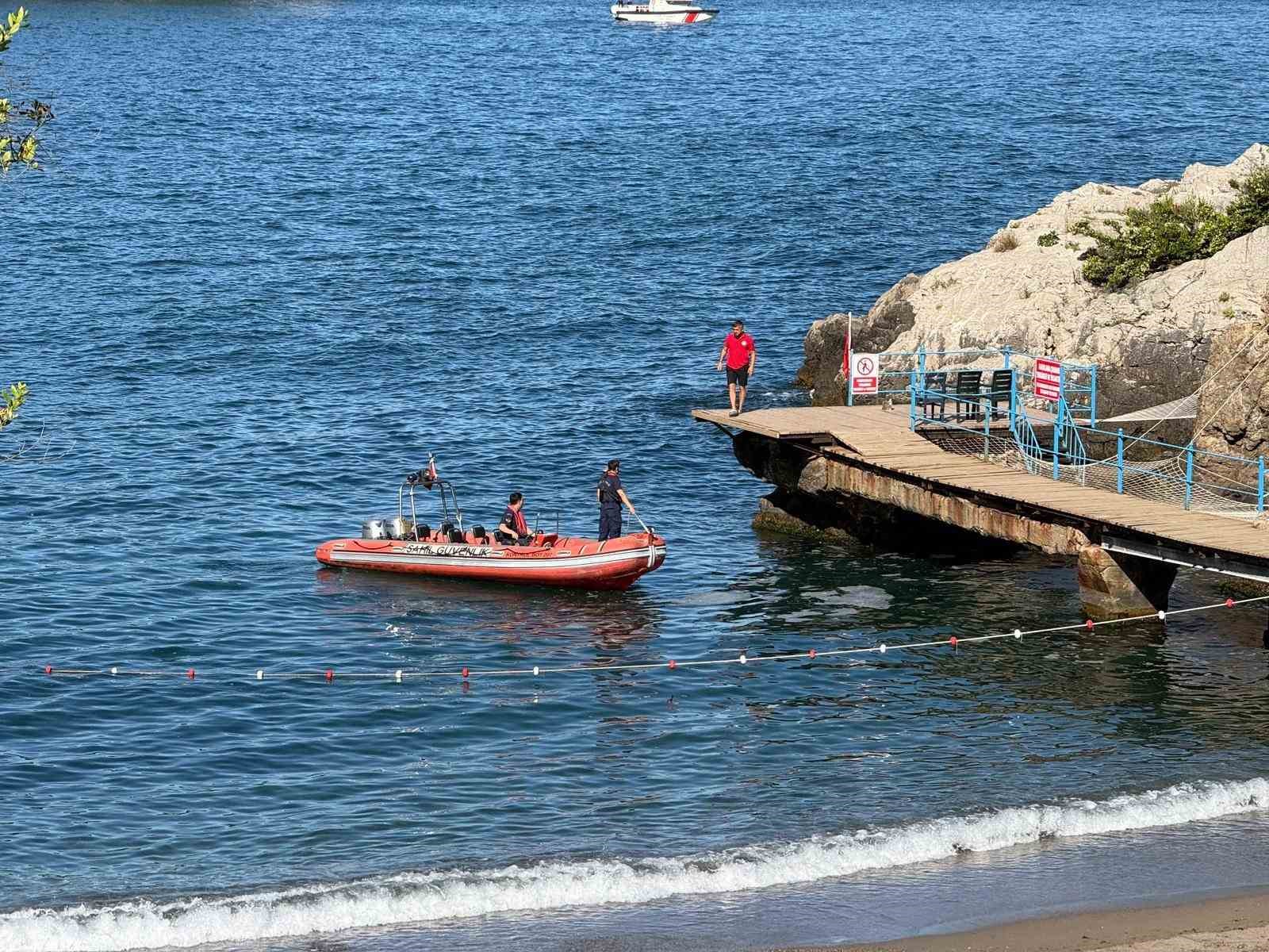 Yasağa Rağmen Denize Giren Vatandaşın Kayboluşu ve Arama Çalışmaları İkinci Günde