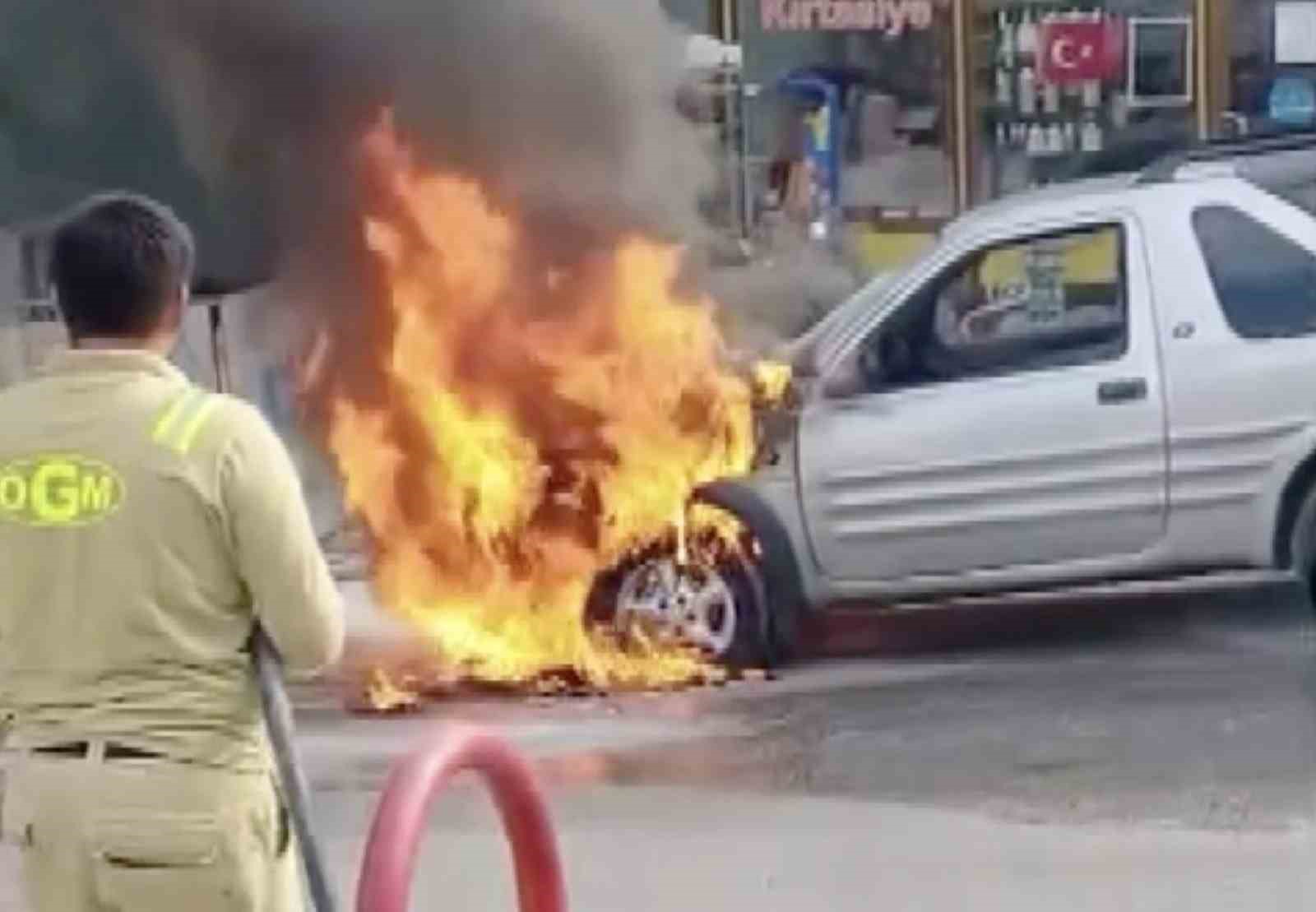 Yatırım Yaptığı Araç Yangında Zarar Gördü