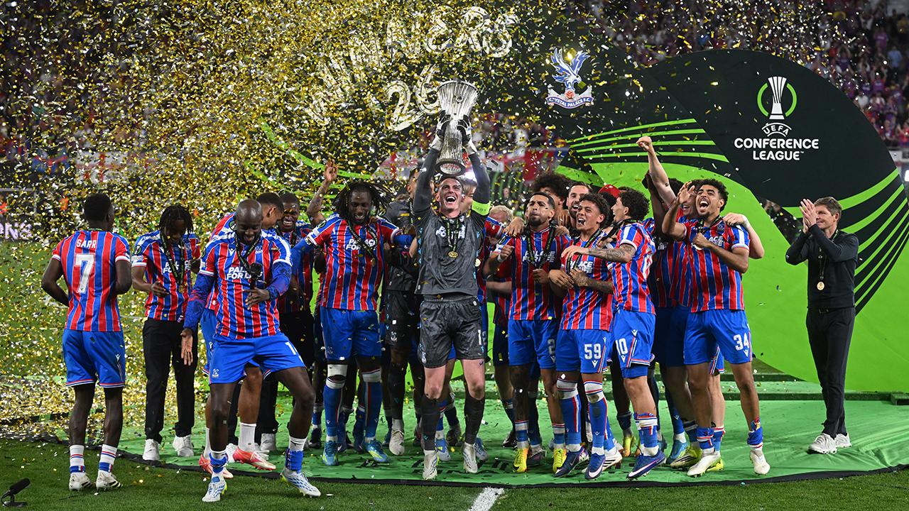 Cezası ödülü oldu! UEFA'nın alt lige düşürdüğü Crystal Palace Avrupa'da tarih yazdı