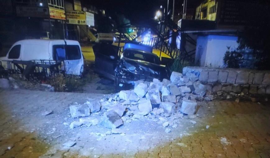 Kayseri'de seyir halindeki otomobile kurşun yağdı: Başından vurulan kadın hayatını kaybetti!