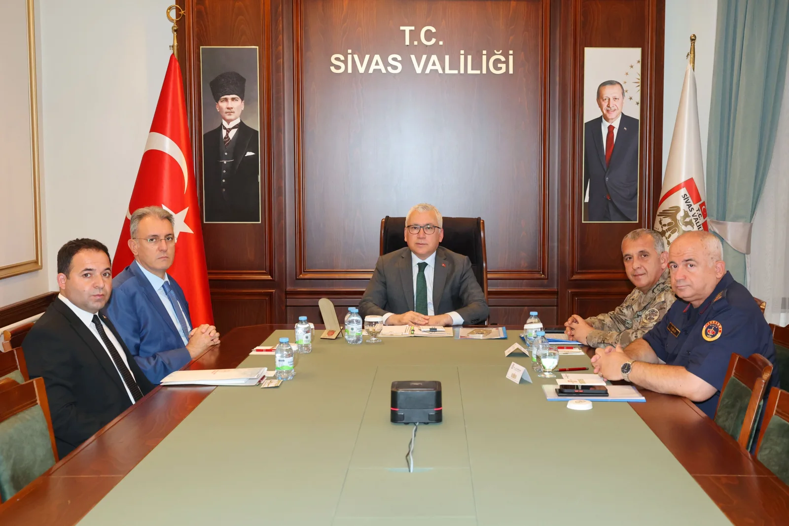 Sivas Valisi Şimşek'ten Spor Güvenliği Zirvesine Katılım