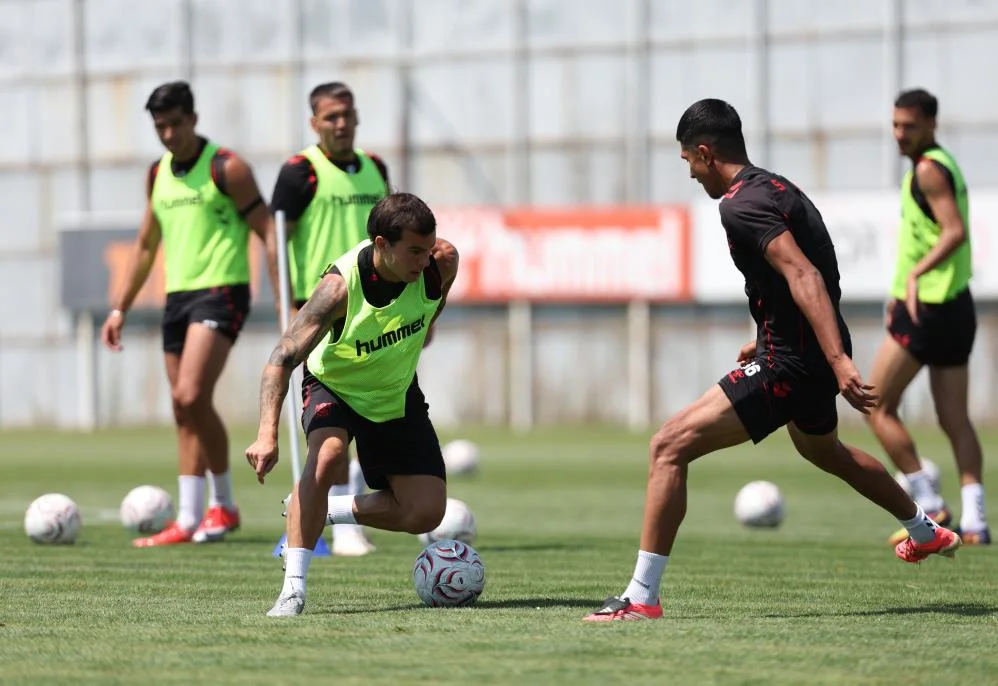 Sivasspor'da Yeni Sezon Mesaisi: Hedef Esenler Erokspor