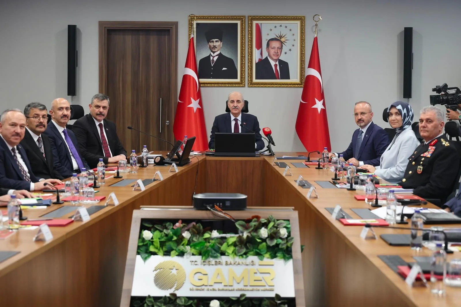 Sivas Valisi Şimşek'ten 'Terörsüz Türkiye' Toplantısına Katılım