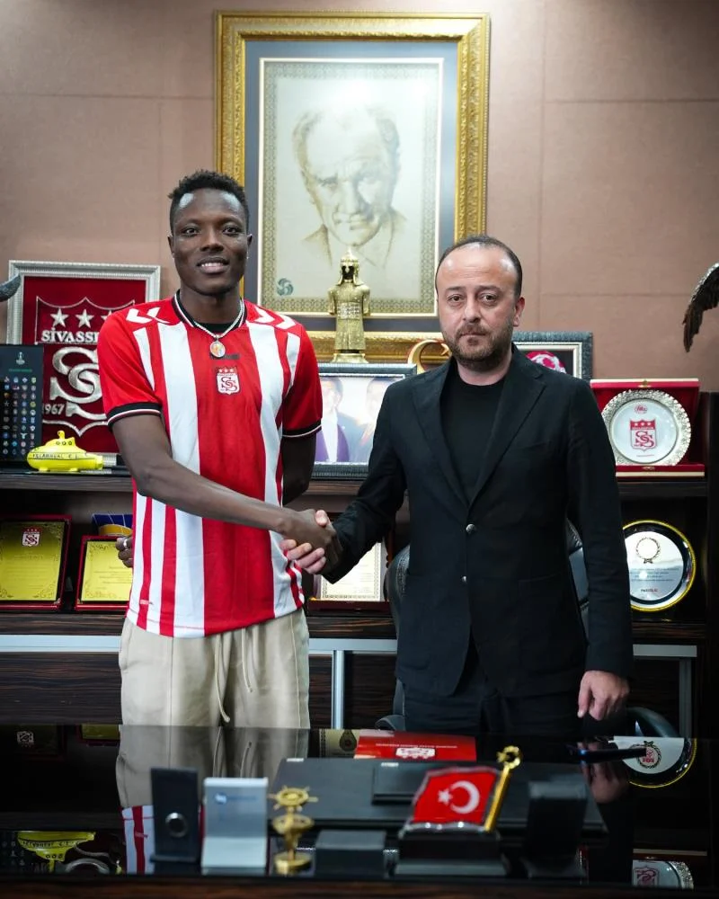 Sivasspor'dan Orta Sahaya Yeni Takviye: Musah Mohammed