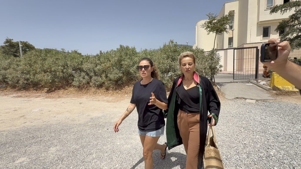 Bodrum'da Polisle Gerilim Yaşayan Ünlü Şarkıcı Dilan Çıtak Serbest Kaldı