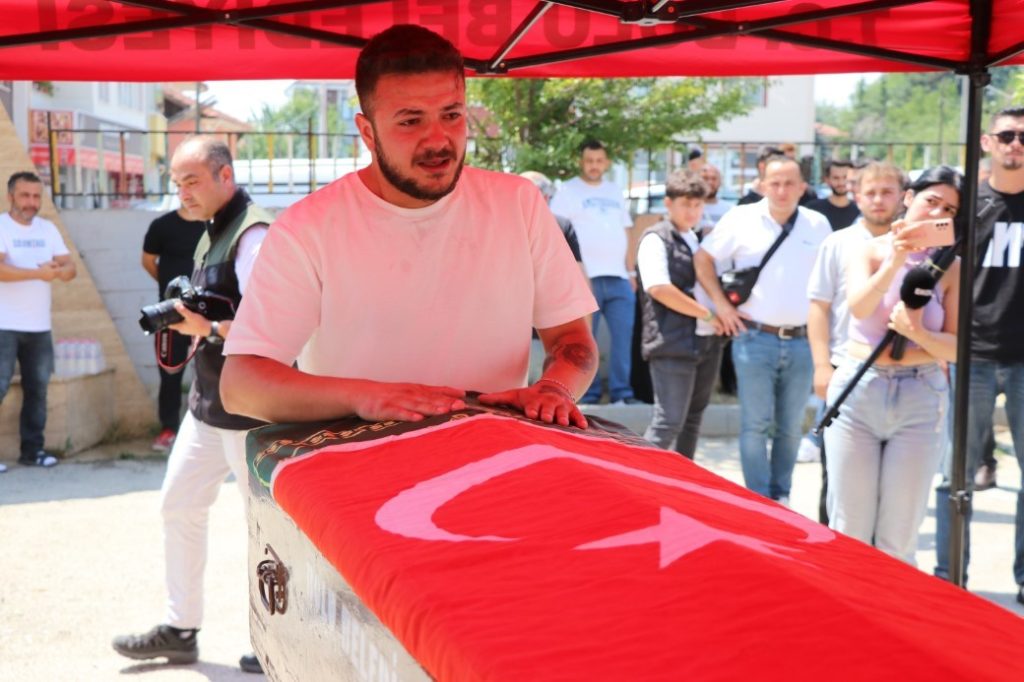 Demirel’in Anısı ve Toplumdaki Yeri