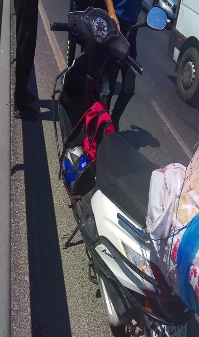 Florya'da Motosikletli Sürücünün Ağır Kaza Anındaki Son Anda Kurtuluşu