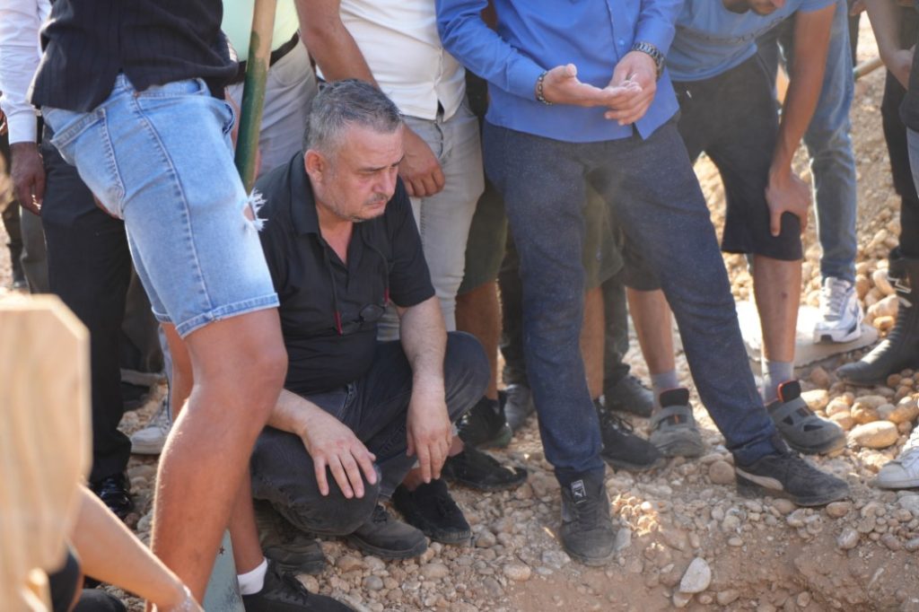 Yakınlarının ve Arkadaşlarının Yas Tutması