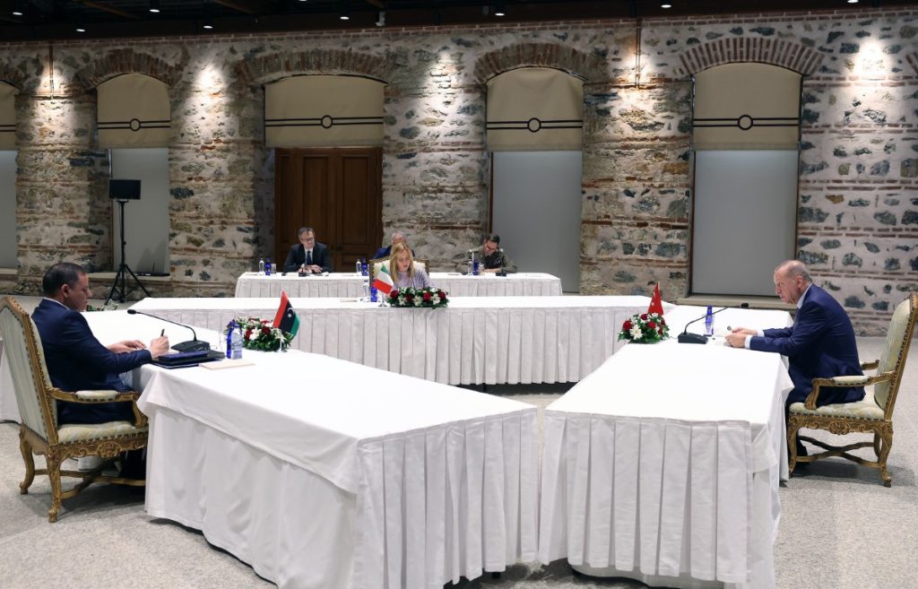 Zirvede Ele Alınan Ana Konular